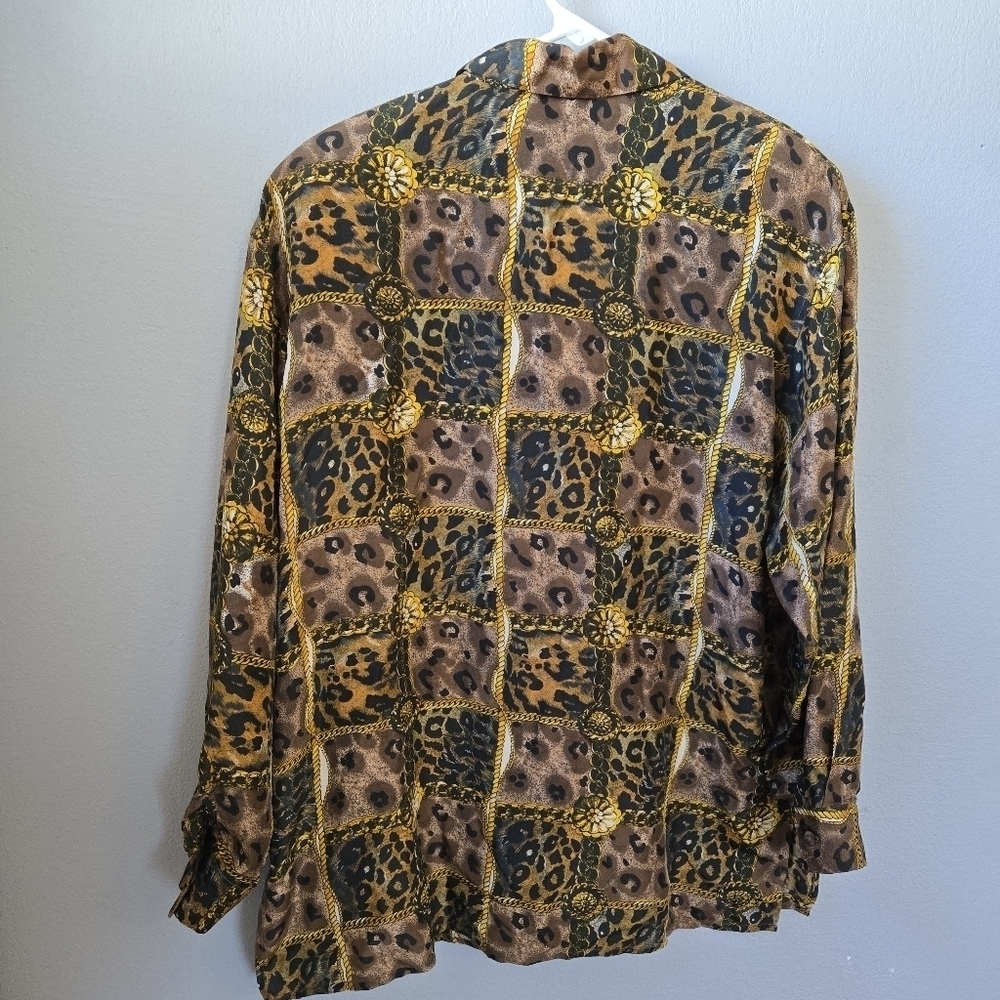 Casual Corner Medium Silk Chain Leopard Print Button Blouse Vintage - Picture 4 of 4